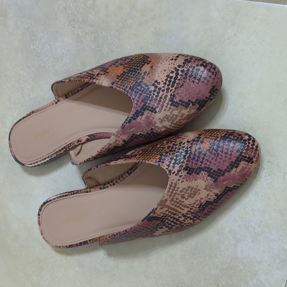 Old Navy flats
